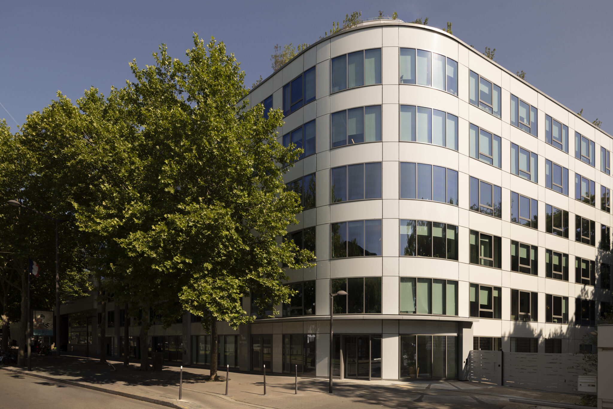 Maestra Architecture - Réhabilitation d’un immeuble de bureaux 75015